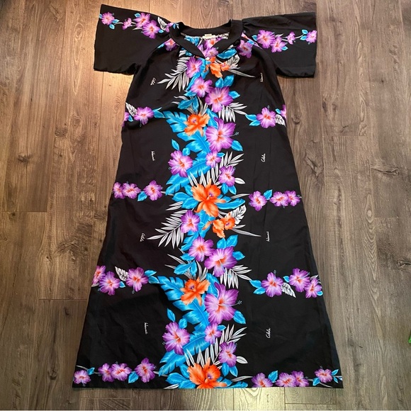 Vintage Hawaiian house dress beach cover up - Picture 3 of 11